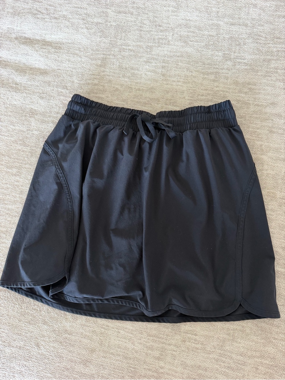 Beyond Yoga Black Athletic Skort with Drawstring Waist